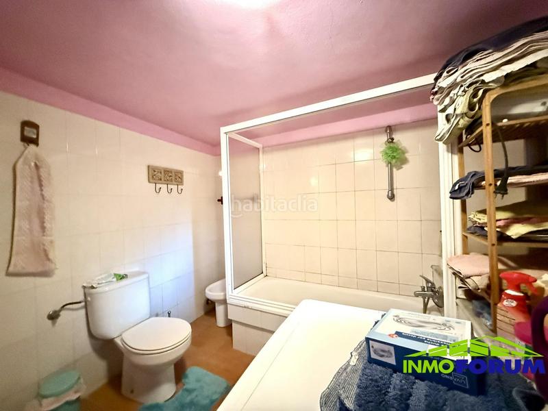 Foto a1f6dd88-16e8-4f07-91fb-74d8a01e9981. Maison dans Cambre