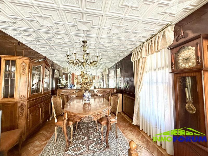 Foto 0ceacf58-c85b-4fd5-8a56-ca2eda982d32. Chalet avec chauffage parking piscine dans Cambre