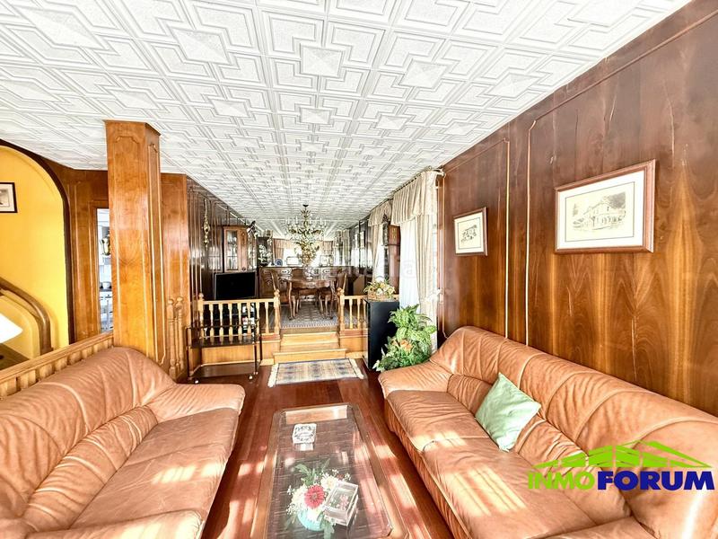 Foto 188699d5-68ea-4696-9875-046c10911e3a. Chalet avec chauffage parking piscine dans Cambre