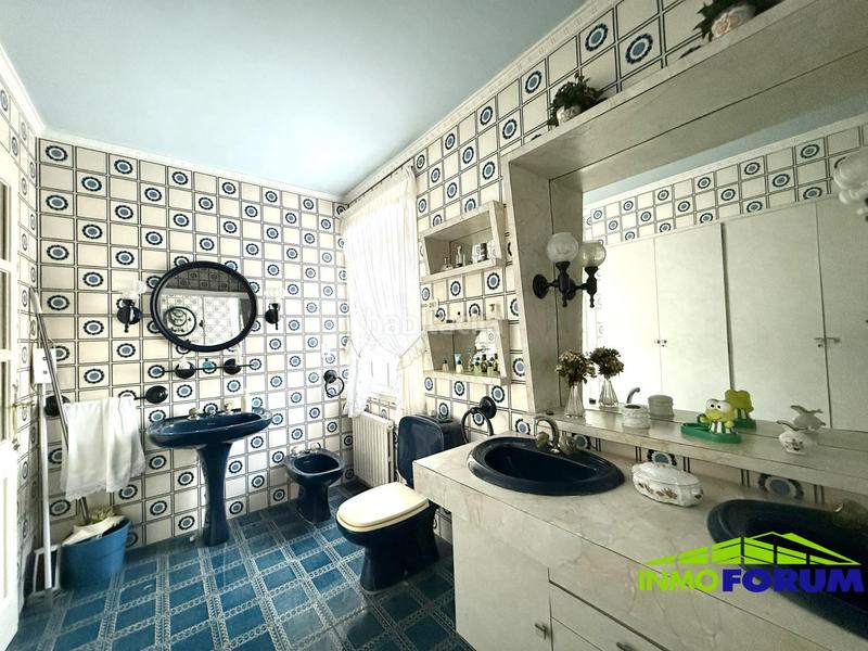 Foto 1e38486e-fa23-494f-974e-dc7c7900cdc6. Chalet avec chauffage parking piscine dans Cambre