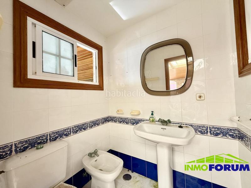 Foto 6a8b0fe2-939b-44bc-9872-50b84b4d18a3. Chalet avec chauffage parking piscine dans Cambre