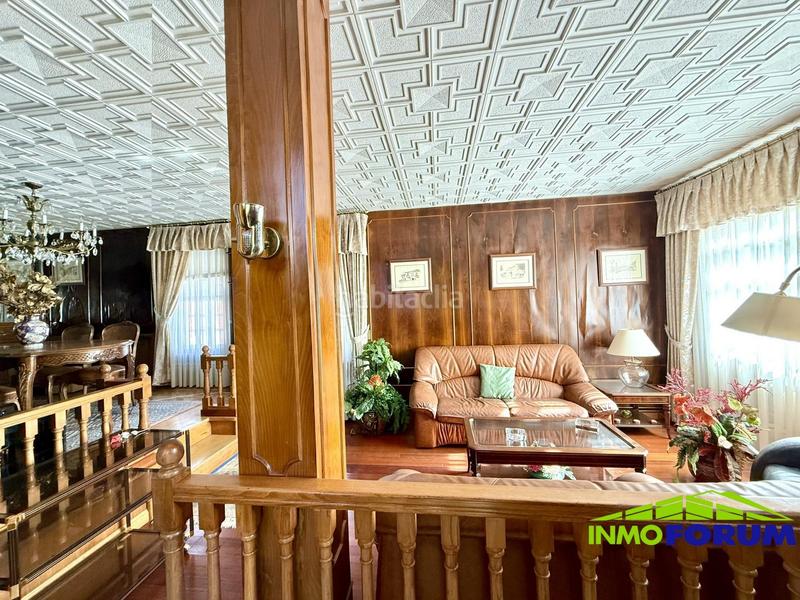 Foto 849ae29a-025e-47e4-81af-9dc17e9d0ed8. Chalet avec chauffage parking piscine dans Cambre