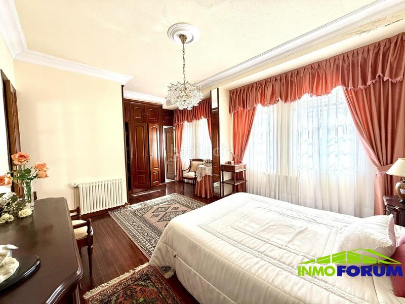 Foto 9853213b-fa7d-4cfb-987d-1230a3abdad5. Chalet avec chauffage parking piscine dans Cambre