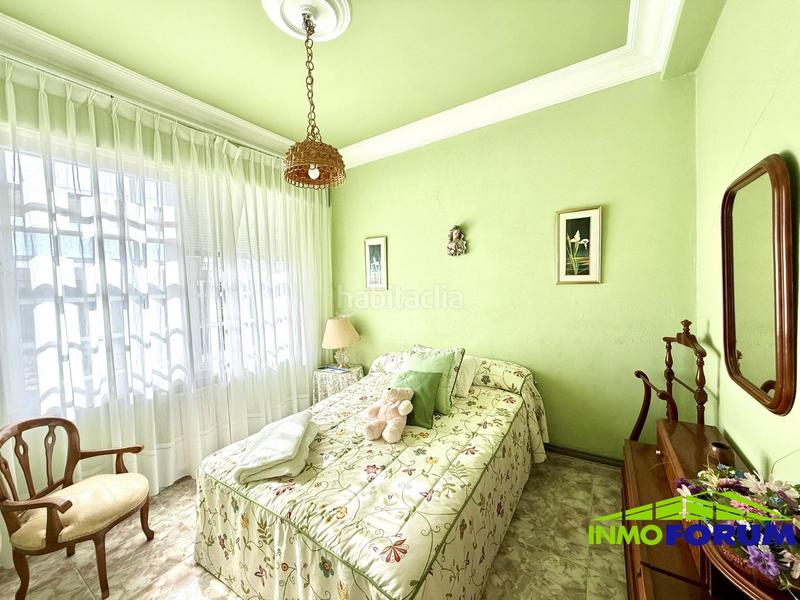 Foto ef89cd12-1f49-4c25-8ab9-c7251cfd39cb. Chalet avec chauffage parking piscine dans Cambre