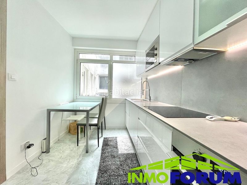 Foto cf0214a3-8a04-4129-8d5d-cbee21b304c1. Flat in Ciudad Vieja Coruña (A)