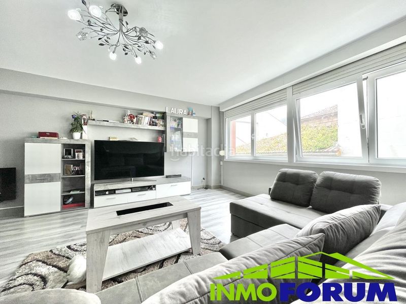 Foto e8a5eb28-fb9a-4ad3-910b-9b0be14dc7aa. Flat in Ciudad Vieja Coruña (A)