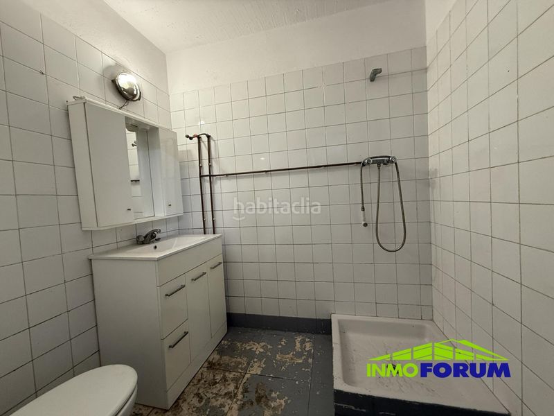 Foto ed954941-e3ec-41b2-a2a7-8e30abc2fa1f. Local comercial a Cambre