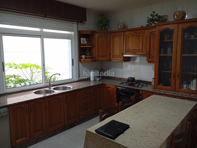 Foto 4fe2fd37-812a-4143-8aae-fdb8f4252e2b. Casa amb calefacció aparcament a Arteixo pueblo Arteixo