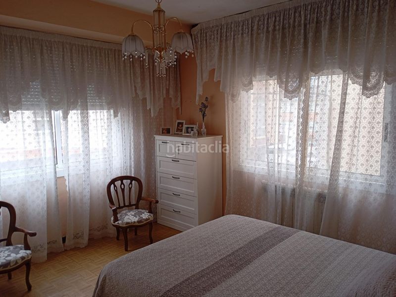 Foto bc4ed432-f011-4376-a94d-e135668713d0. Casa amb calefacció aparcament a Arteixo pueblo Arteixo