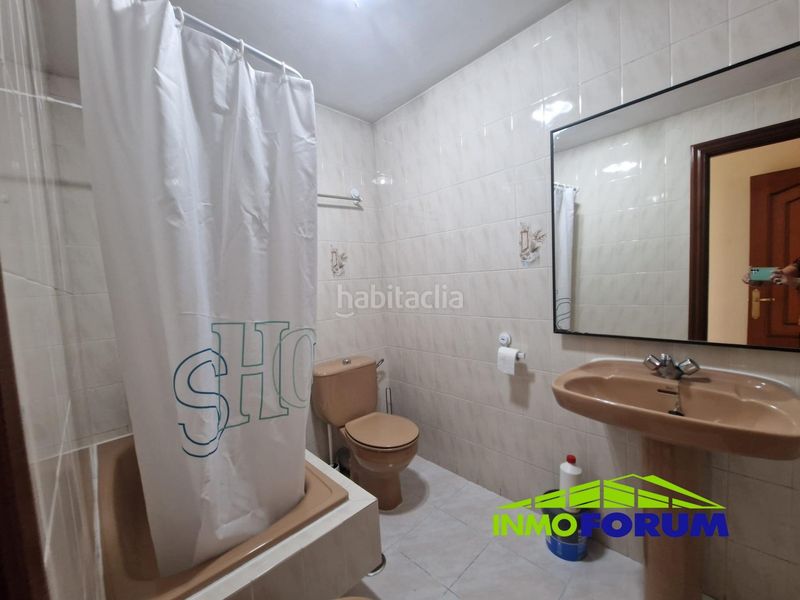 Foto 68c510fe-bad5-47a5-b07d-f3f0cca03b92. Rent flat with heating parking in Los Castros - Castrillón Coruña (A)