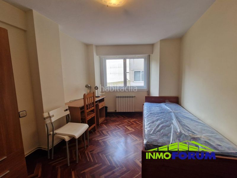 Foto 9a7827e4-4ba8-4e1d-8815-7bf035be59f8. Rent flat with heating parking in Los Castros - Castrillón Coruña (A)
