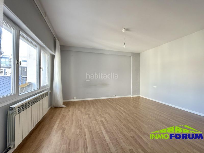 Foto 21ada55a-2e95-4409-a7c7-f44537ce52db. Rent flat with heating in Ensanche Coruña (A)