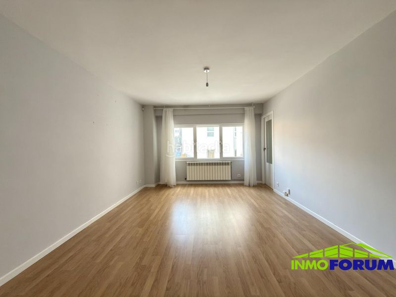 Foto 5b21699f-3ef3-4303-a7df-5ecfc3958f6a. Rent flat with heating in Ensanche Coruña (A)