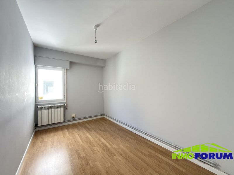 Foto a9c0616f-f227-47fe-80e8-ec650cbb1bfc. Rent flat with heating in Ensanche Coruña (A)