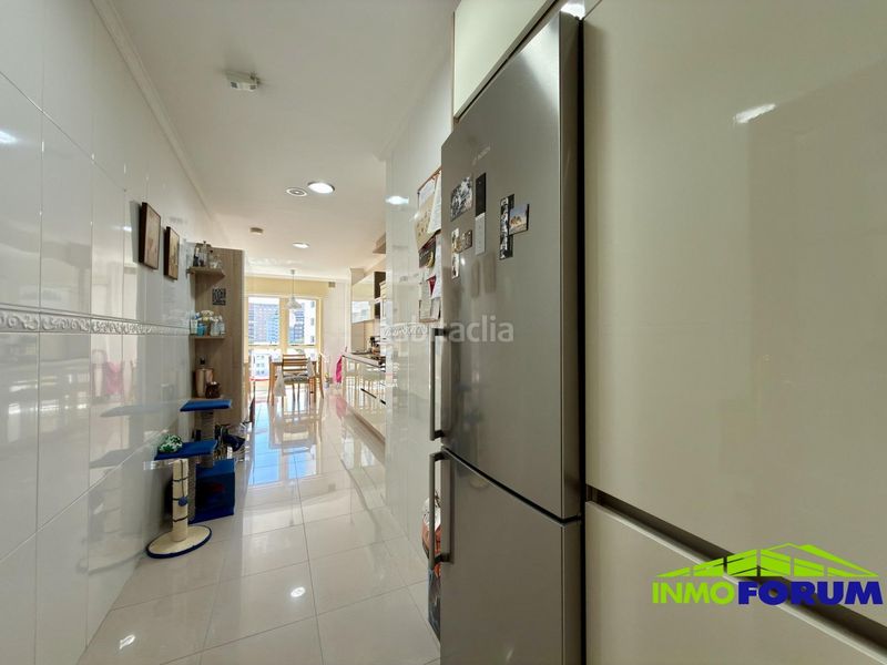 Foto 19d46f11-be54-4554-9290-2564383ffda0. Flat with heating parking in Cuatro Caminos - Plaza de la Cubela Coruña (A)