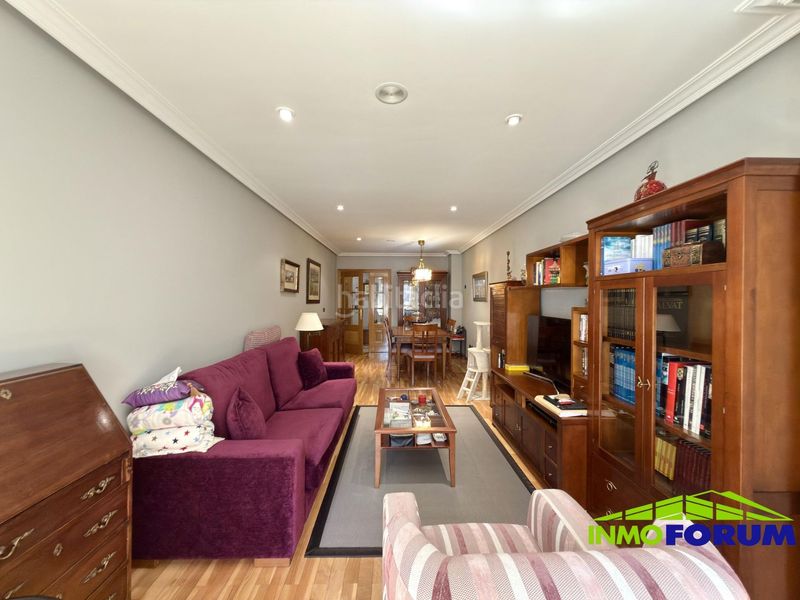 Foto fb9106b1-04e7-486d-815e-e11e8e5e18bb. Flat with heating parking in Cuatro Caminos - Plaza de la Cubela Coruña (A)