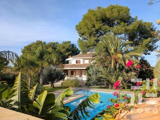 Maison à El Carme-Sant Agustí-Bonavista. Espectacular villa en leliana