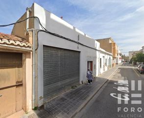 Local Comercial en Sant josep 12. Almac�n industrial terreno urbanizable en alaqu�s
