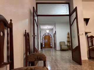 Casa adossada a Benigànim. Casa de pueblo en beniganim