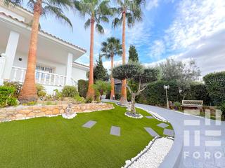 Casa en Montepilar. Fant�stico chalet entorno leliana