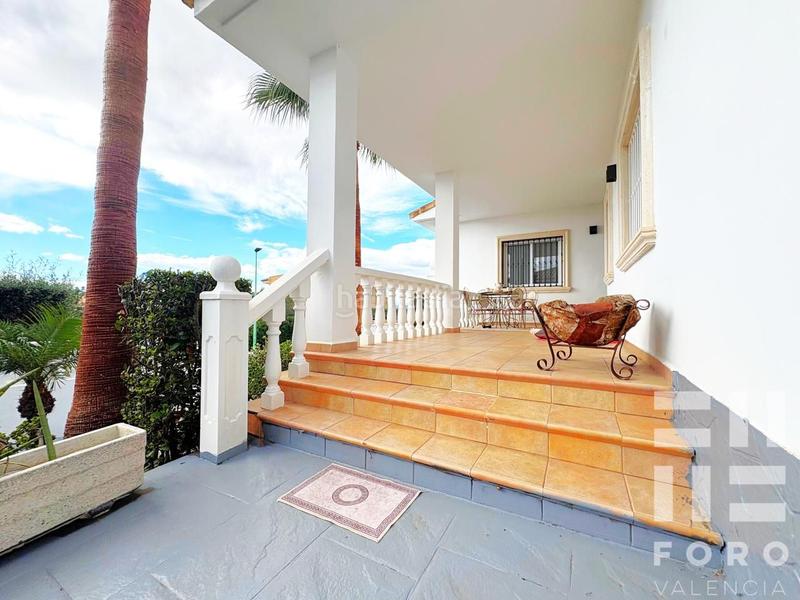 Foto 0d442dd2-5037-41c2-a33a-e2dc92737bba. Casa amb aparcament piscina a Montepilar Eliana (l´)