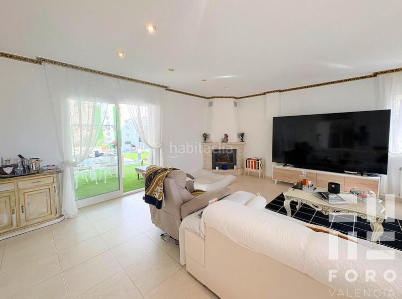 Foto 437e49f3-dbbb-4613-8de3-f48862ac4a45. Casa amb aparcament piscina a Montepilar Eliana (l´)