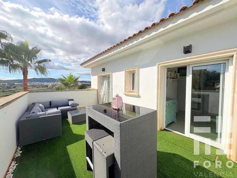 Foto 59d07998-1ce7-40a8-af13-e056df141e44. Casa amb aparcament piscina a Montepilar Eliana (l´)