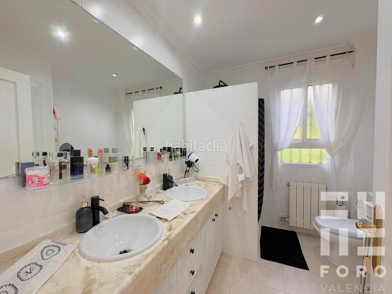 Foto 5f3997d5-83c9-4e42-a1a9-3d8f9308d186. Casa amb aparcament piscina a Montepilar Eliana (l´)