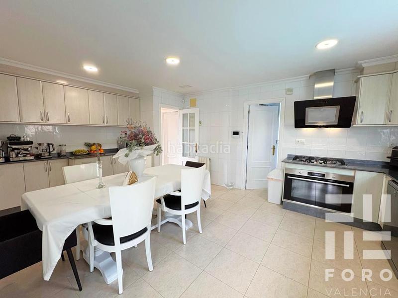 Foto 93a17502-8ec2-41b4-8d31-2a6ad1f4b563. Casa amb aparcament piscina a Montepilar Eliana (l´)