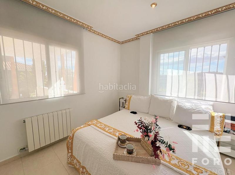 Foto bf4c98cb-8c9c-4dd0-ac69-3df0c6a3417c. Casa amb aparcament piscina a Montepilar Eliana (l´)