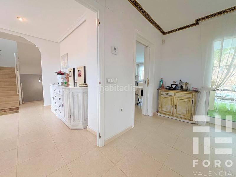 Foto d3a4c783-7d86-49f0-9e90-2bcfd7a41857. Casa amb aparcament piscina a Montepilar Eliana (l´)