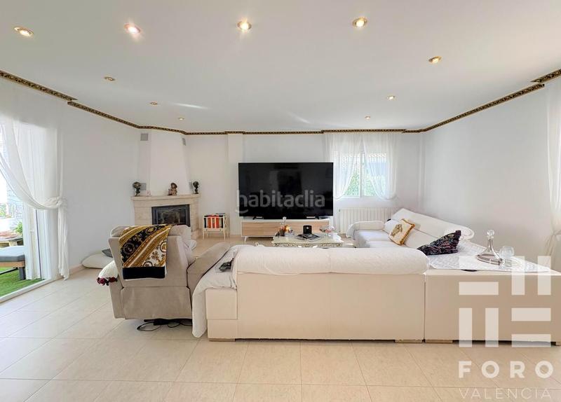 Foto eb644397-13f2-46cf-b113-d9cbe65e56b2. Casa amb aparcament piscina a Montepilar Eliana (l´)