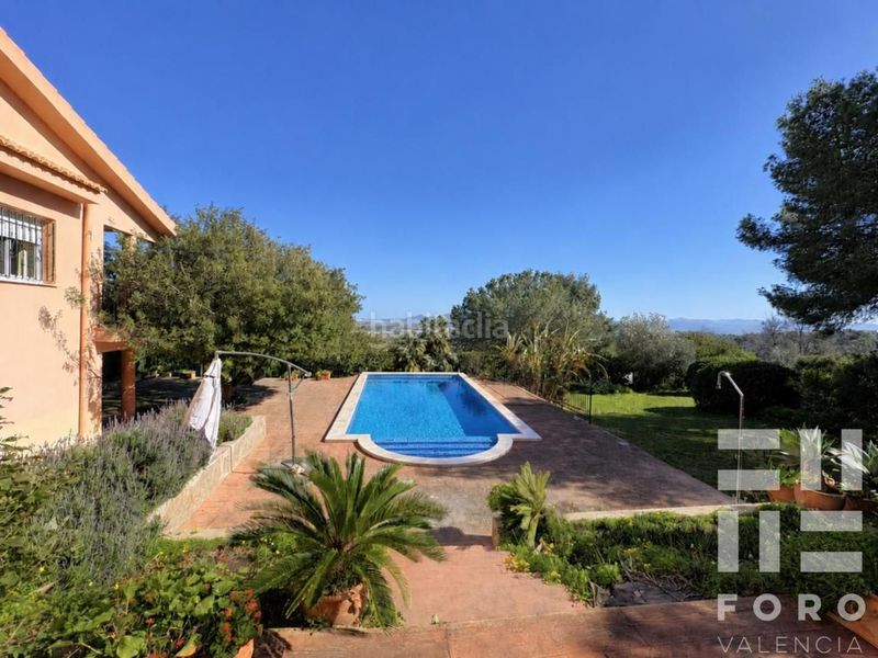 Foto 65422a59-c4c0-4131-8d66-3d1a9a62360c. Casa amb aparcament piscina a Alberic