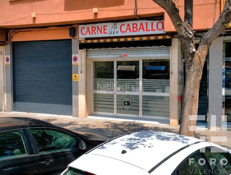 Foto 3ca0f9ba-2db6-4170-b3cc-a616f2f13a8c. Local comercial a L´Illa Perduda Valencia