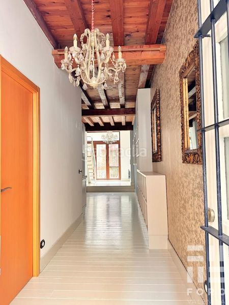 Foto 87a185ca-0e94-429e-8a69-21d34879146f. Planta baixa a Mont Olivet Valencia