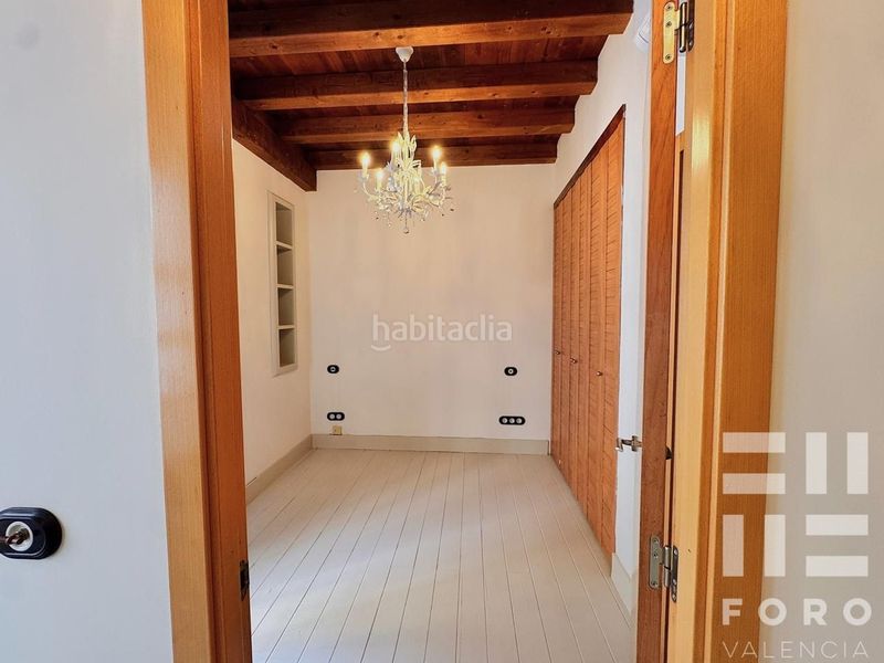 Foto 9b402b28-7c91-4701-881a-f02eb35438b2. Planta baixa a Mont Olivet Valencia