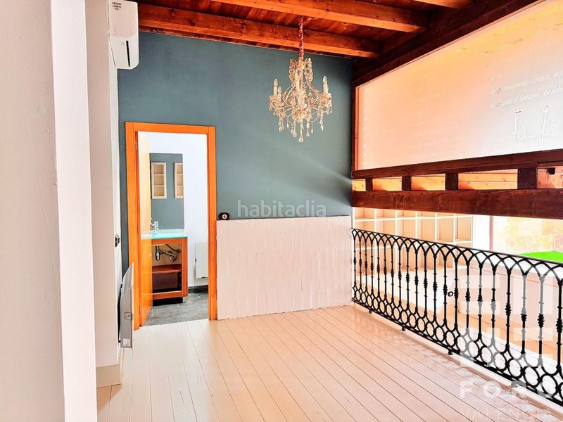 Foto b6517e3b-0a23-4523-bbf8-59263c697e18. Planta baixa a Mont Olivet Valencia