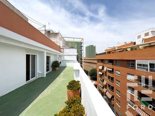 Rent Penthouse in Nou Moles. Estupendo ático en nou moles