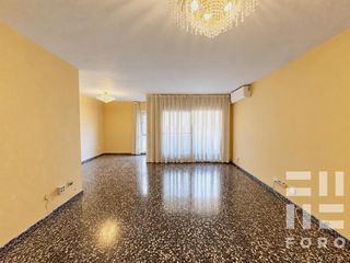 Appartamento in calle d'Aiora