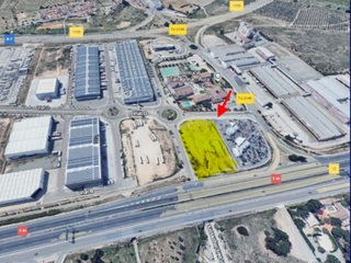Residential Plot in Mercaders 4. Solar en venta ideal para negocios que buscan visibilidad y buen