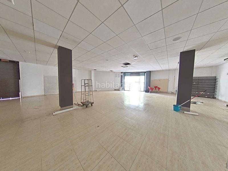 Foto cbea7c18-5d44-4aff-bd82-ab9063c287d6. Affitto locale commerciale in rigoberta menchu 7 in Reus