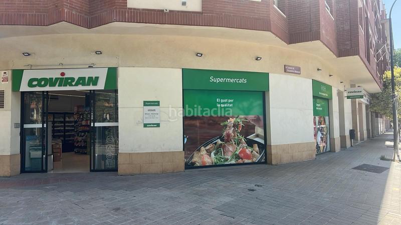 Foto b8e56daf-ef35-415b-8d23-34975c2ad6a5. Alquiler local comercial en rigoberta menchu 7 local esquinero centrico con gran fachada en Reus
