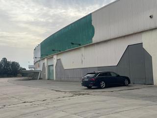 Lloguer Nau industrial a Salou 201. Nave comercial disponible en reus