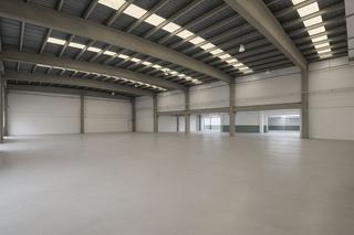 Alquiler Nave industrial en Joan oliver 13. Se arrienda esta magnifica nave industrial aislada en pol. ind.