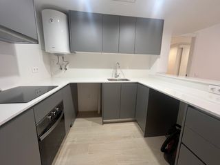 Miete Etagenwohnung in Riudoms. Alquiler de dos habitaciones en riudoms