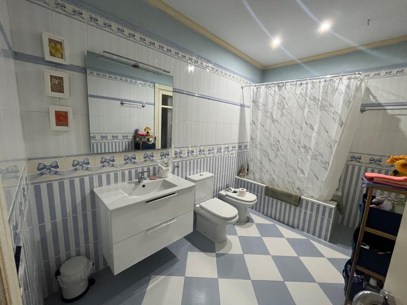 Foto 62908489-5fd1-4a80-85f1-aca9a39ef0f8. Appartamento con riscaldamento in Centre Reus