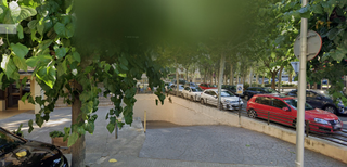 Aparcament cotxe a Centre. 2 plazas de parking o trasteros cerrados en salou edificio teide