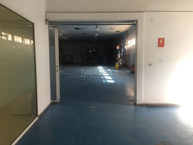 Foto 11c49ec8-27d5-4d1a-9d3c-7c30e85f1076. Lloguer nau industrial a Riudoms