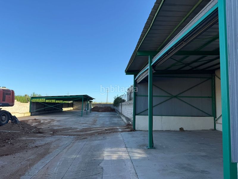 Foto ddd4d49b-c8a1-42ce-a07b-97ae7d3f076f. Nau industrial a Llevant Reus