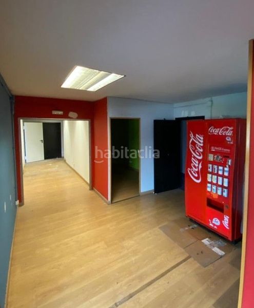 Foto bc4cd3ce-78fe-4e99-ad33-fe39f98d475a. Location bureau dans Torreforta Tarragona